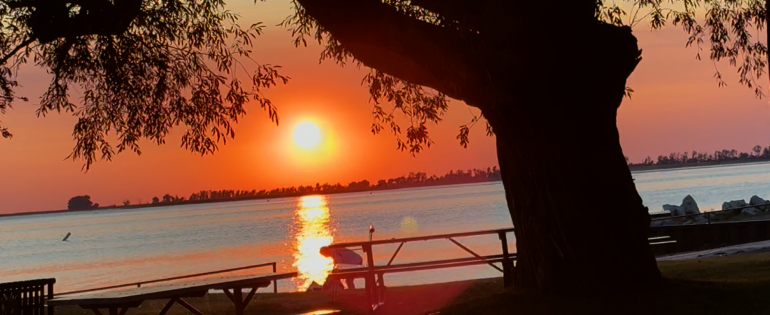 Chasing the Ultimate Golden Hour: A Deep Dive into the Serenity of Waterfront Sunbeams and Coastal Tranquility